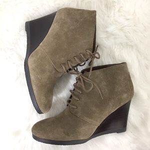 Franco Sarto Weston Suede Wedge Booties Sz 9.5